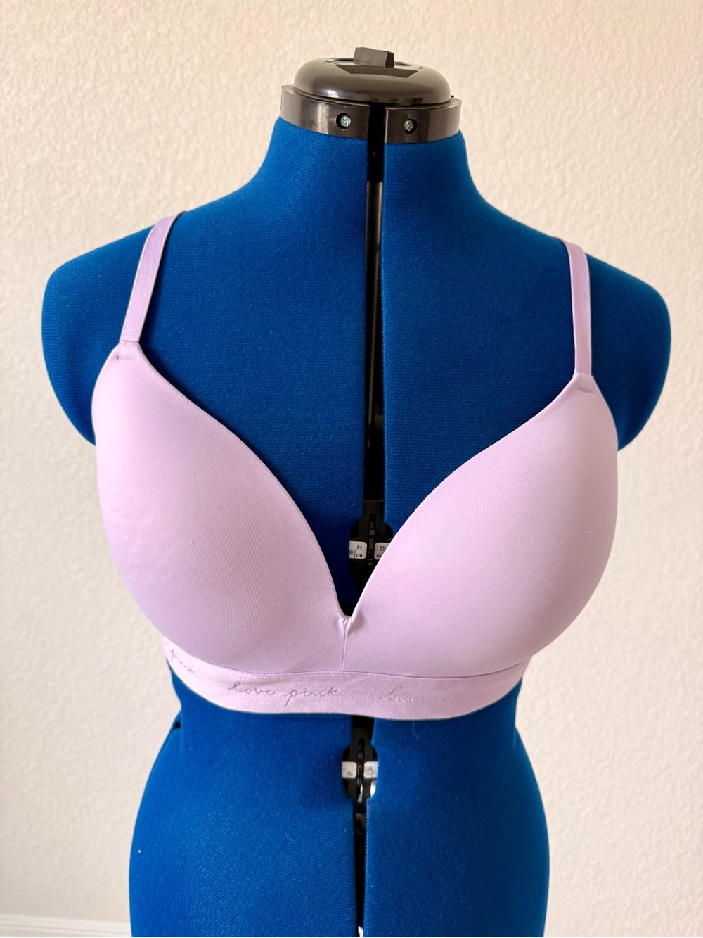 PINK Victoria's Secret Light Lavender Plunge T-Shirt Convertible Wireless Bra
